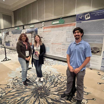 Students Win Awards at the Southeast Regional Sea Turtle Meeting