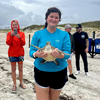 Sea Turtle Patient Aquamarine Released