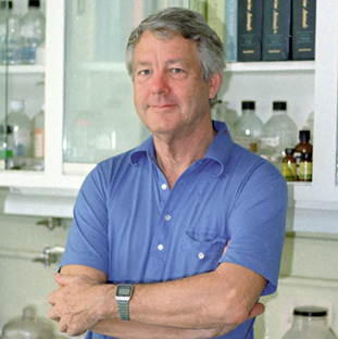 DR. DICK 
SMITH