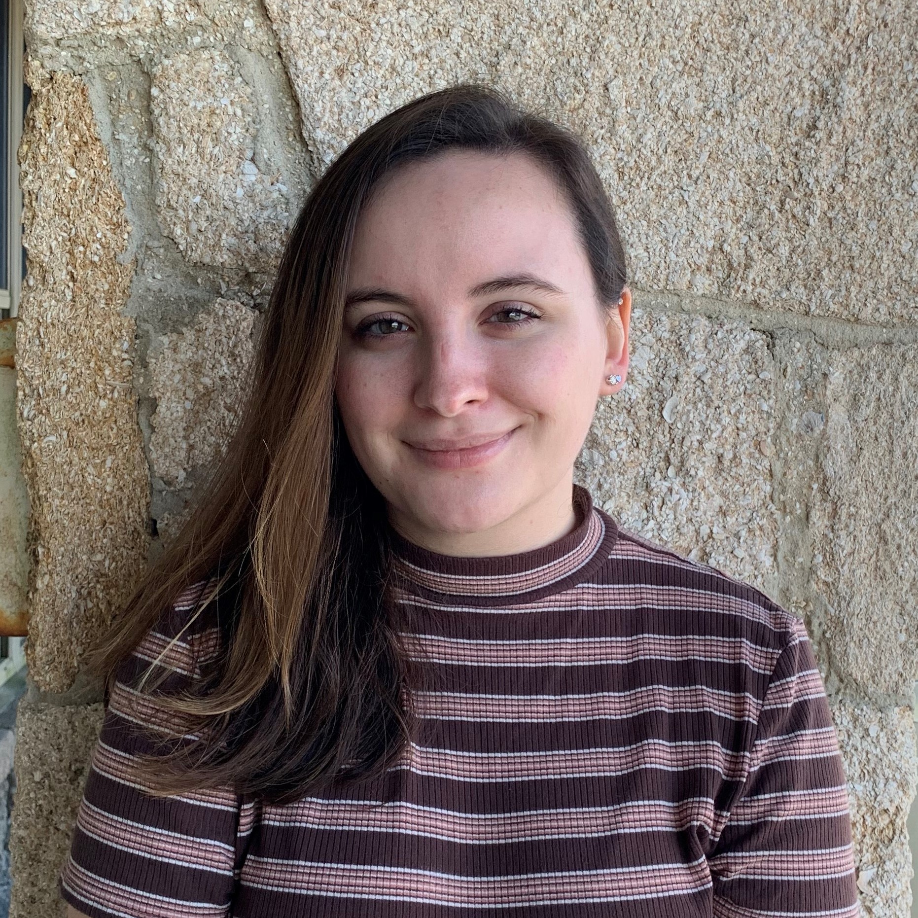 Erin Marshall Joins the Loesgen Lab